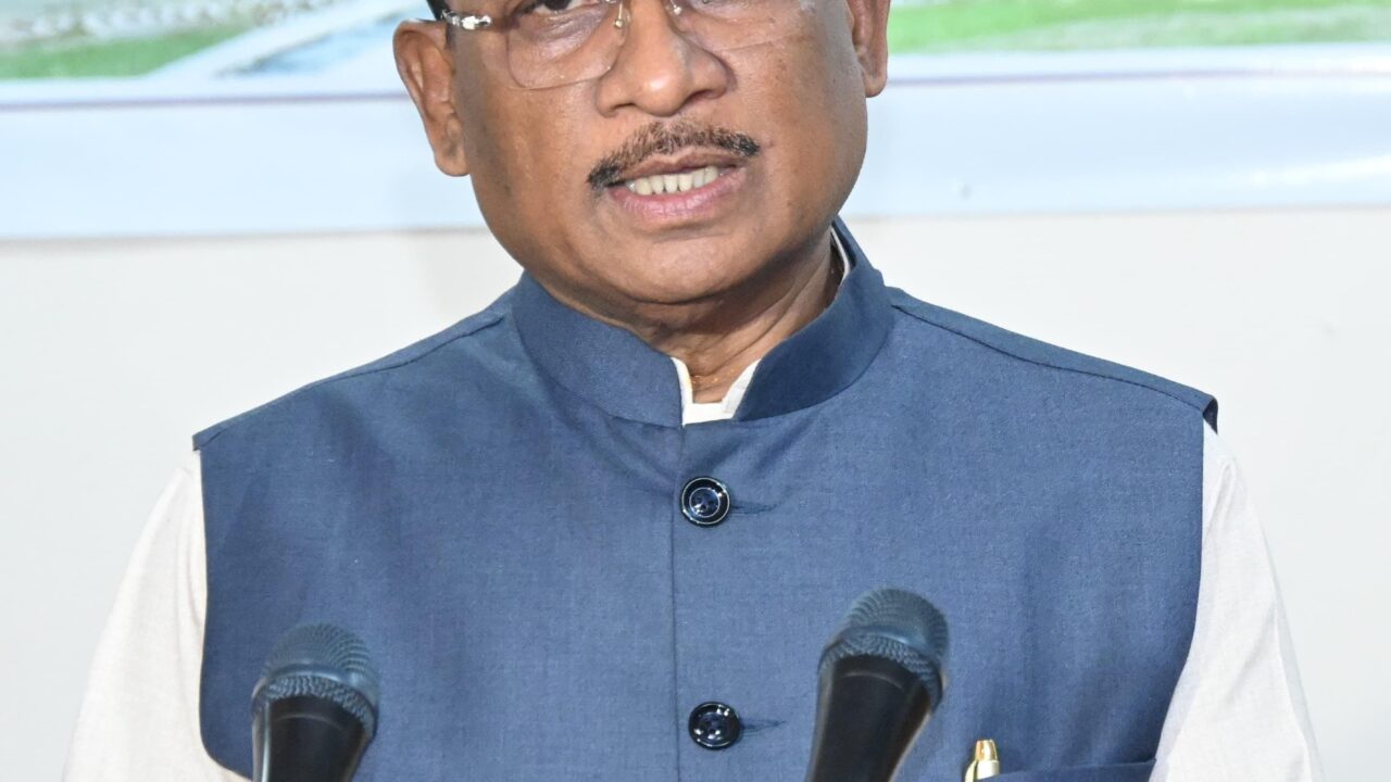 नवरात्र के प्रथम दिन सरकार का बड़ा कदम : विधानसभा में पारित हुआ ‘ छत्तीसगढ़ धर्म स्वातंत्र्य विधेयक 2026’, CM बोले : “अवैध धर्मांतरण पर सख्त नियंत्रण के साथ ही आस्था और सामाजिक समरसता को मिलेगा बल”