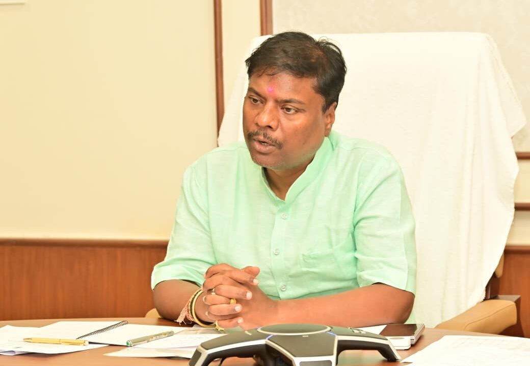 सहकारिता सप्ताह को जनआंदोलन बनाने निकले केदार कश्यप: 2573 पैक्स समितियों में होंगे आयोजन, गांव-गांव तक पहुंचेगा अभियान