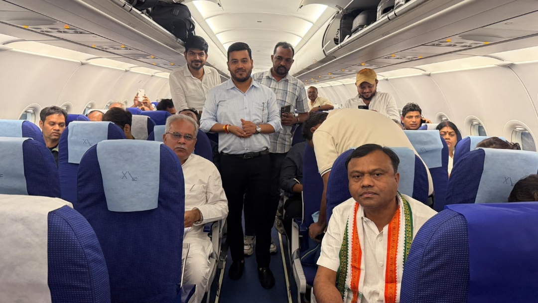 रायपुर नहीं, नागपुर पहुंची फ्लाइट: मौसम की मार से बदला सफर, अरुण साव-दीपक बैज समेत कई वीआईपी थे मौजूद