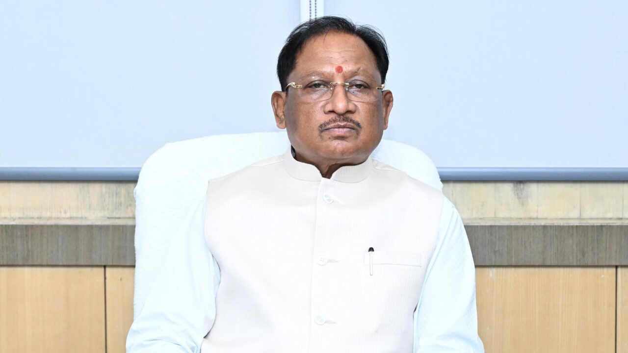 छत्तीसगढ़ में AI मिशन लॉन्च की तैयारी: CM साय बोले—तकनीक से बनेगा पारदर्शी शासन, स्टार्टअप और रोजगार को मिलेगी नई उड़ान