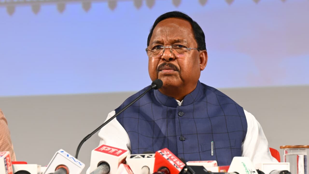 शिक्षा, रोजगार और आदिवासी विकास पर सरकार का बड़ा फोकस: मंत्री रामविचार नेताम ने गिनाईं विभाग की उपलब्धियां, भविष्य का रोडमैप भी बताया