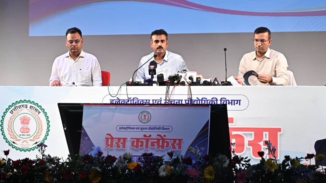 छत्तीसगढ़ में तकनीक से बदलेगा शासन: 564 ऑनलाइन सेवाएं, AI मिशन, 4G विस्तार और ₹105 करोड़ के स्टार्टअप सेंटर की तैयारी