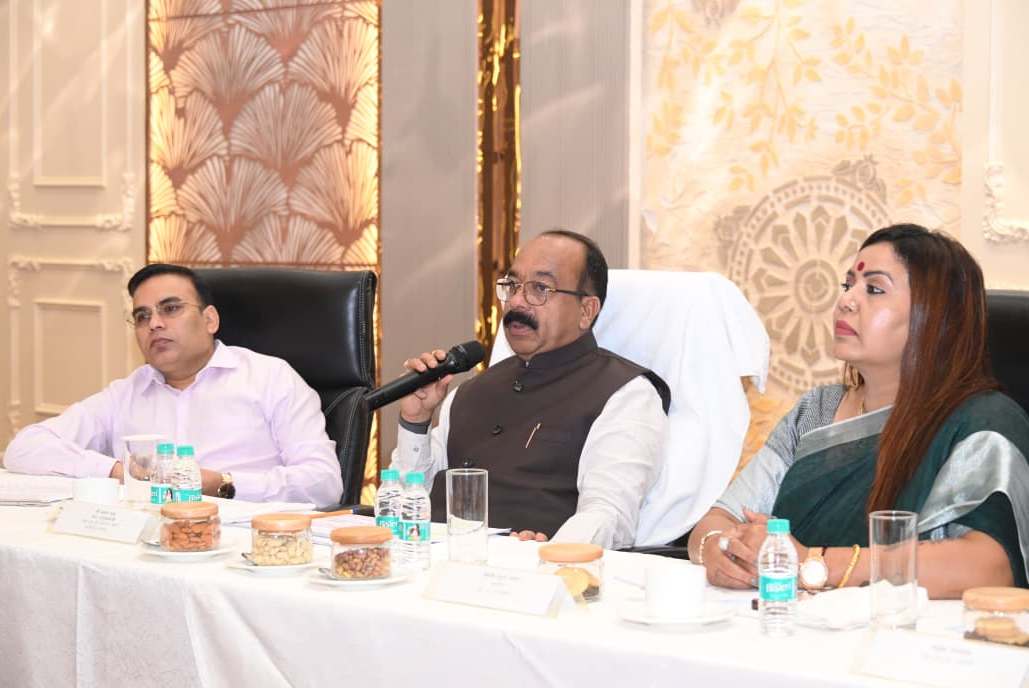 हर जिले में बनेंगे खेल संघ, खिलाड़ियों की प्रोफाइल होगी तैयार, अरुण साव ने अधिकारियों को अंतरराष्ट्रीय मानकों से अपडेट रहने को कहा