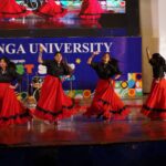ढोल-नगाड़ों और तिलक से हुआ छात्रों का स्वागत : कलिंगा यूनिवर्सिटी के इंडक्शन प्रोग्राम में नए बैच को कराई गई कैंपस की पहली पहचान