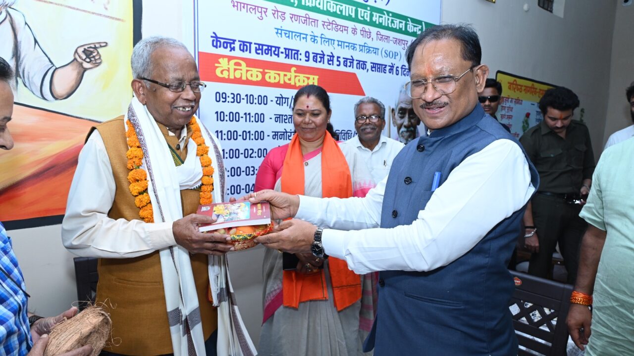 ढाई साल में बदली समाज कल्याण की तस्वीर: 21.73 लाख लोगों को पेंशन, दिव्यांगों और बुजुर्गों के लिए बढ़ीं सुविधाएं, डिजिटल व्यवस्था से पारदर्शिता