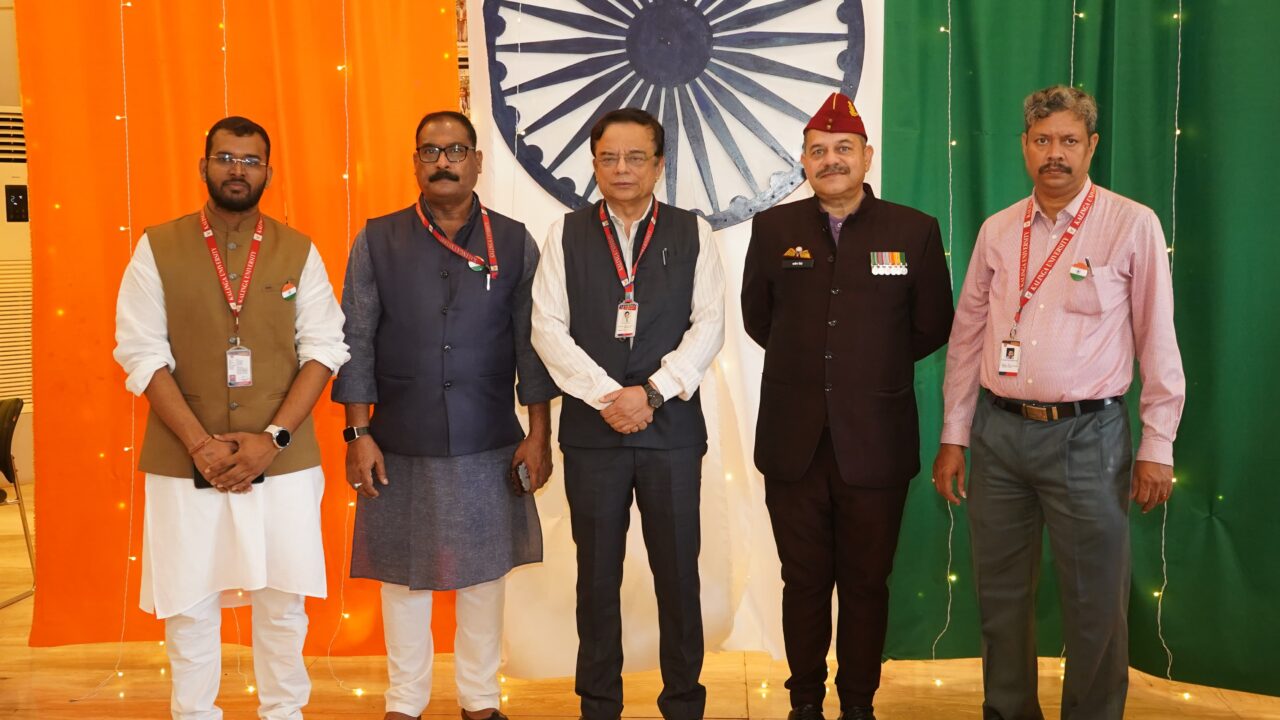 कलिंगा यूनिवर्सिटी में देशभक्ति के रंग में रंगा परिसर: तिरंगा फहराया, ‘वंदे मातरम्’ और ‘जन गण मन’ से गूंजा कैंपस, छात्रों ने दीं सांस्कृतिक प्रस्तुतियां