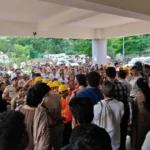 सागर जहरीली शराब कांड में 29 मौतों के बाद बड़ा एक्शन, मुख्य आरोपियों के घर चला बुलडोजर, मनीष लोधी अब भी फरार