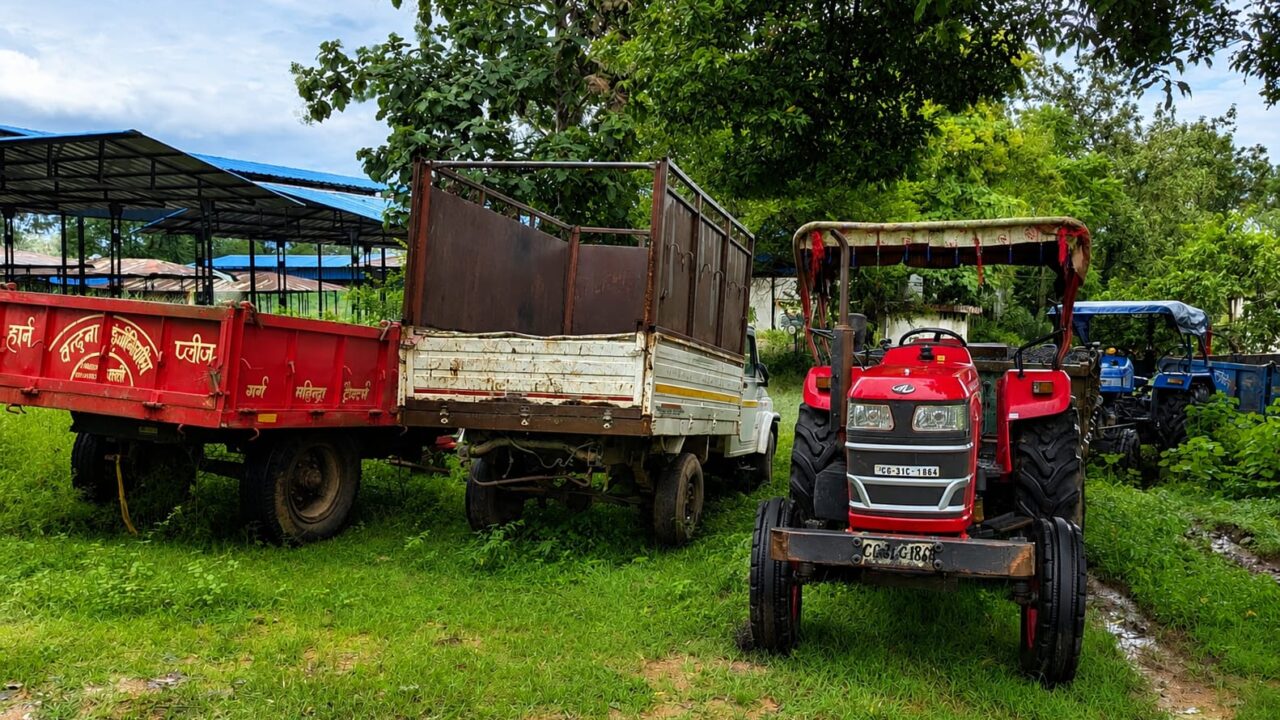 साय सरकार की सख्ती का असर, गौरेला-पेंड्रा-मरवाही में अवैध रेत और मिट्टी परिवहन पर खनिज विभाग ने 4 ट्रैक्टर पकड़े