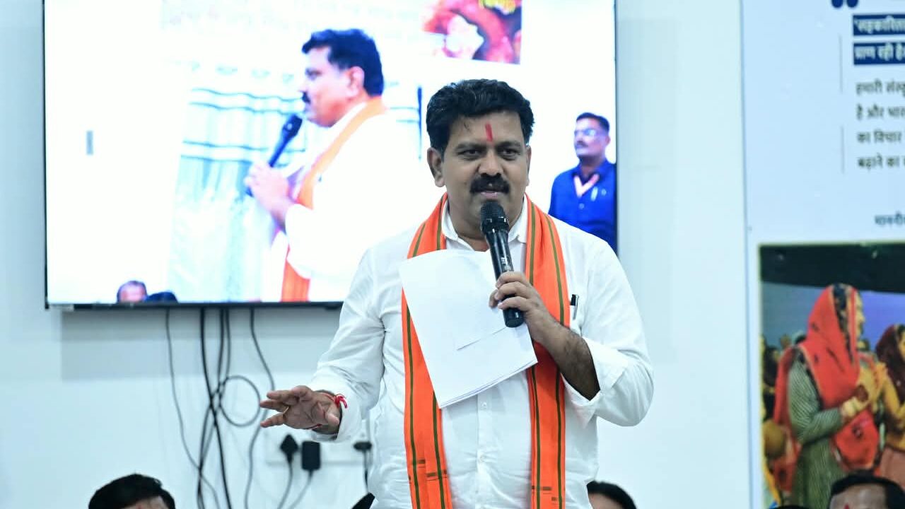 कवर्धा के गन्ना किसानों की मेहनत रंग लाई, भोरमदेव शक्कर कारखाने को लगातार दो साल राष्ट्रीय एफिशिएंसी अवार्ड, किसानों को सस्ती शक्कर