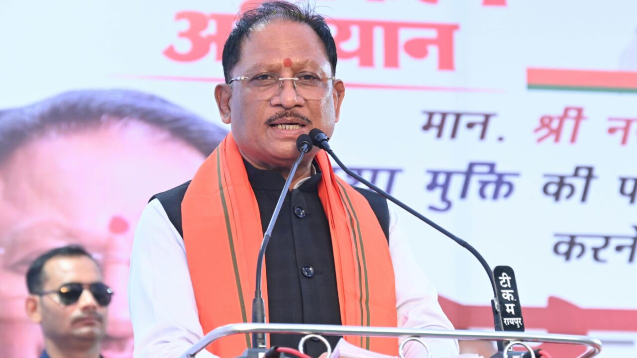 रायपुर में नशामुक्ति पदयात्रा: CM साय ने युवाओं से कहा—नशे से दूर रहें, शिक्षा-कौशल और रोजगार से जुड़कर बनाएं विकसित छत्तीसगढ़