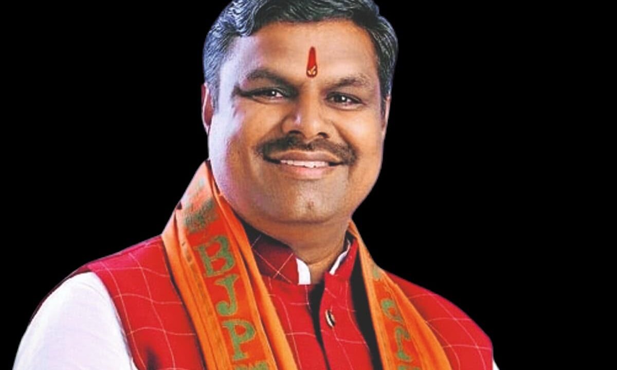 अब दस्तावेजों के लिए दफ्तरों के चक्कर नहीं: माध्यमिक शिक्षा मंडल की सेवाएं लोक सेवा गारंटी में शामिल, 60 दिन में होगा काम