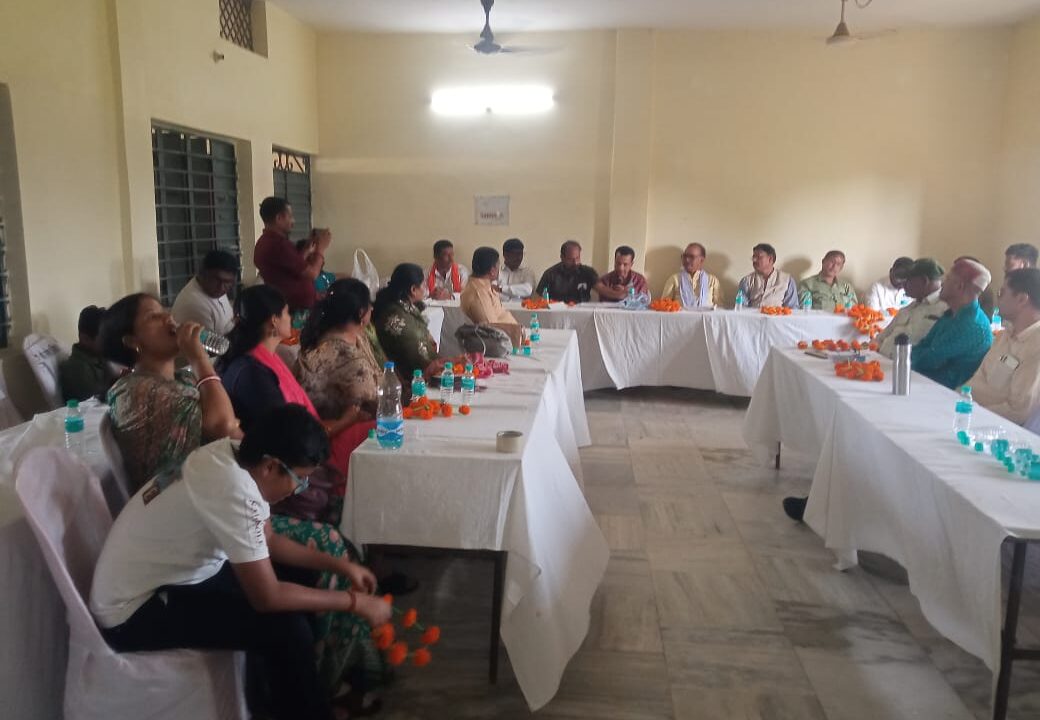 रतनपुर में आचार्य ब्राह्मण समिति की बैठक: महासम्मेलन से पहले सरगुजा ने दिया 51 हजार का सहयोग, घर-घर निमंत्रण का फैसला