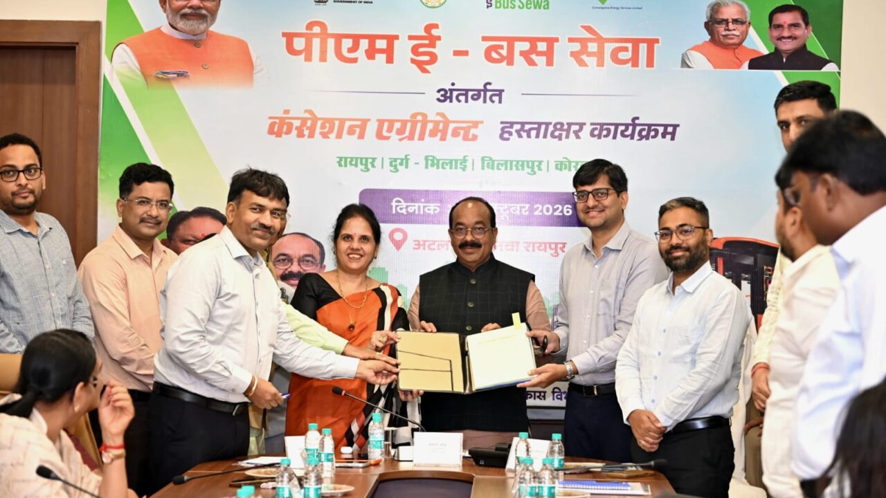छत्तीसगढ़ के 4 शहरों में दौड़ेंगी 240 इलेक्ट्रिक बसें : नवंबर से बिलासपुर-भिलाई में शुरुआत; मोबाइल से मिलेगी रूट की जानकारी