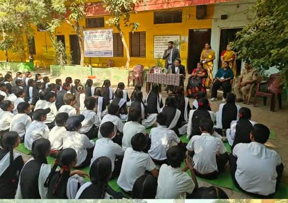 बचपन सुरक्षित रखने स्कूल पहुंचे 42 न्यायाधीश: 21 विद्यालयों में बच्चों को बताया कहां करें शिकायत, कैसे मिलेगी मुफ्त कानूनी मदद